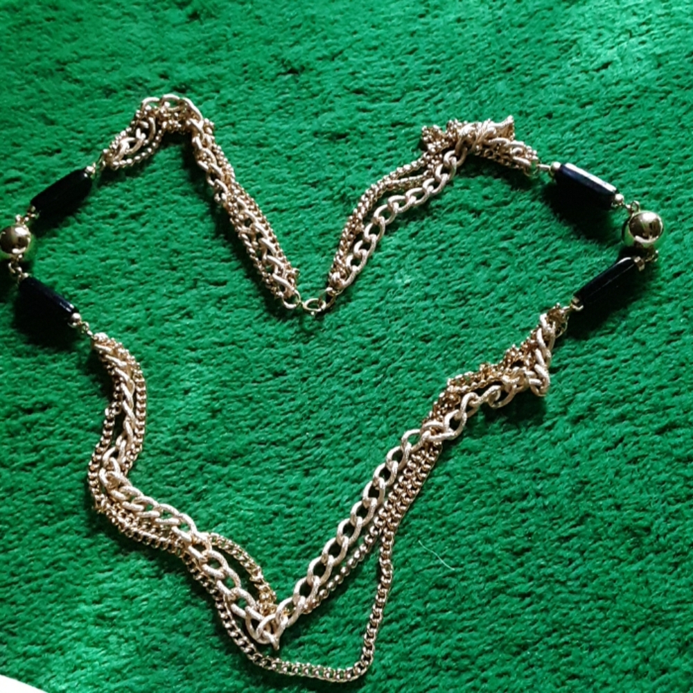 Vintage 3 strand necklace